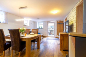 Alpen-Hostel - Apartment Talstation mit Motorradvermietung